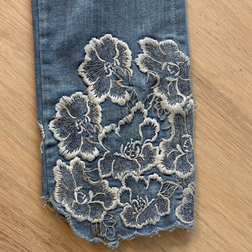 DRIFTWOOD Blue Jeans with Cream Floral Embroidery